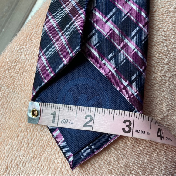 Michale Kors silk fresh plaid tie, NWT - Picture 5 of 5